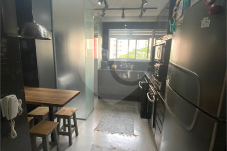 Apartamento à venda com 3 suítes em Tatuapé, São Paulo, SP