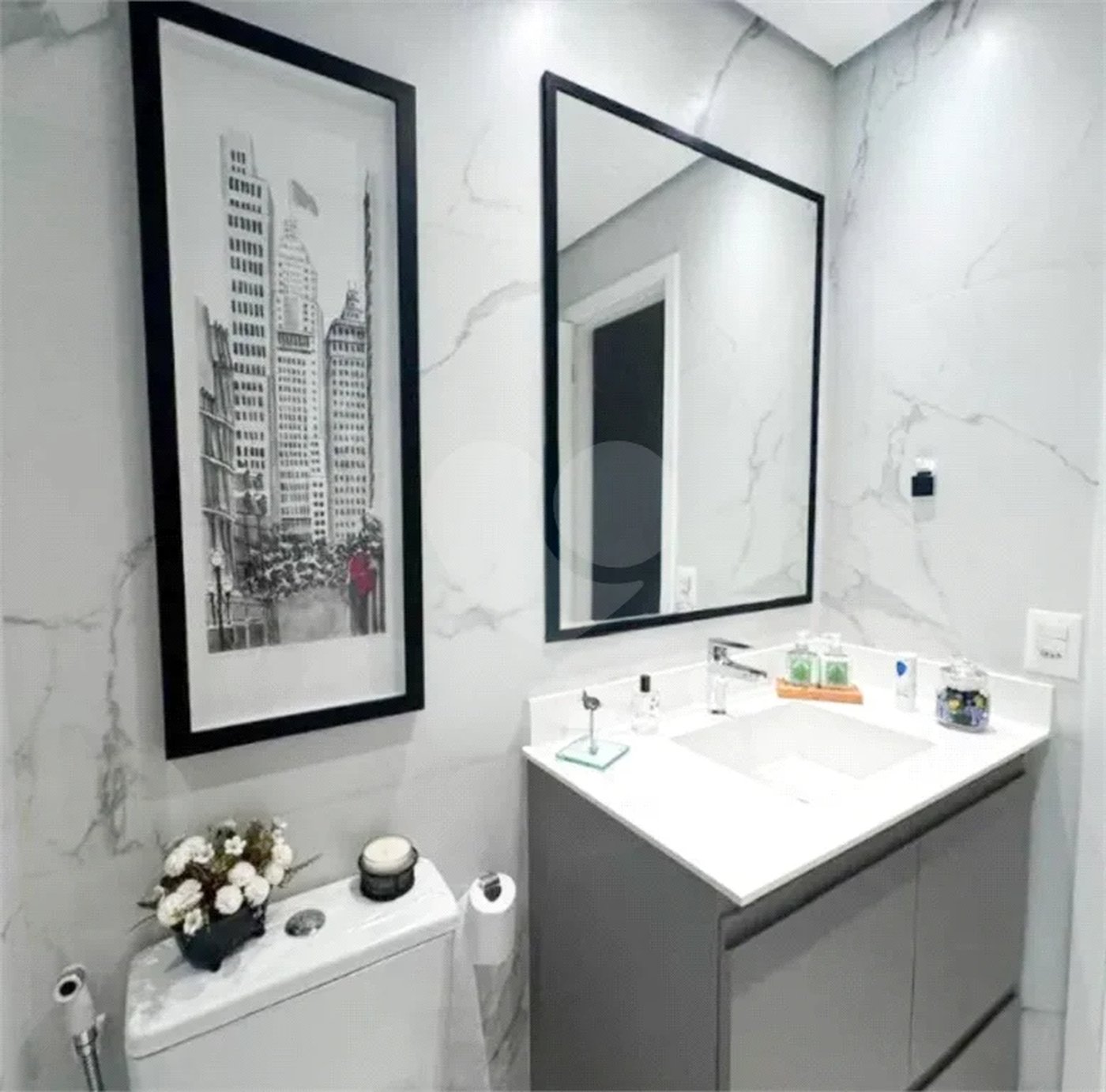 Apartamento à venda com 2 quartos, sendo 1 suíte,  em Santa Teresinha, São Paulo, SP