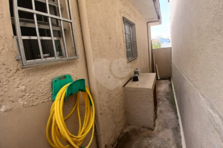 Sobrado à venda com 2 quartos em Vila Mazzei, São Paulo, SP