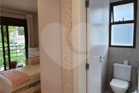 Casa à venda com 3 suítes no condomínio Metropolitan, São Paulo - SP