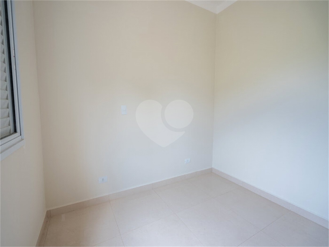 Casa à venda com 5 suítes no condomínio Lagos D´icaraí, Salto - SP
