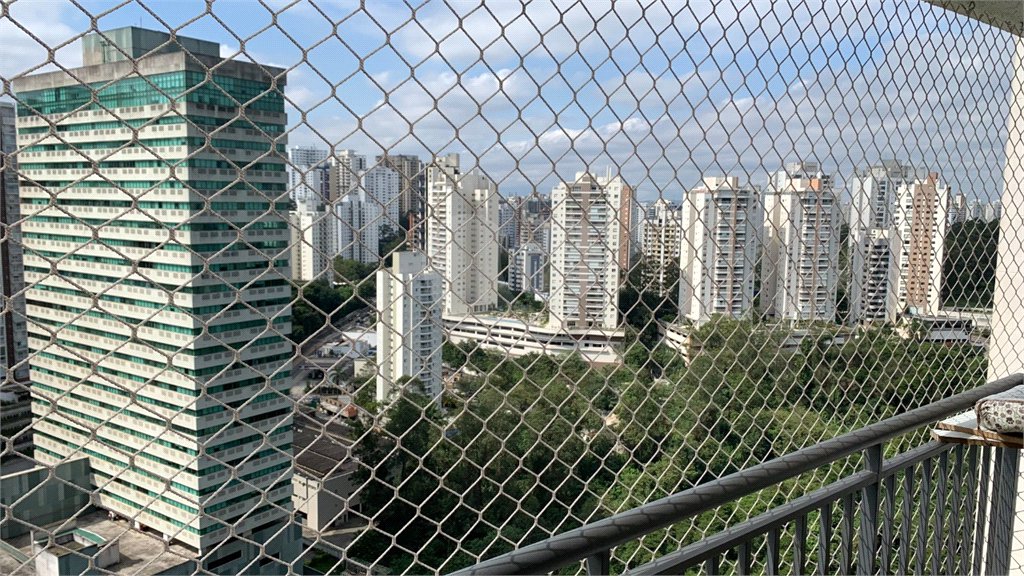Apartamento à venda com 4 quartos, sendo 2 suítes, em Jardim Caboré, São Paulo, SP