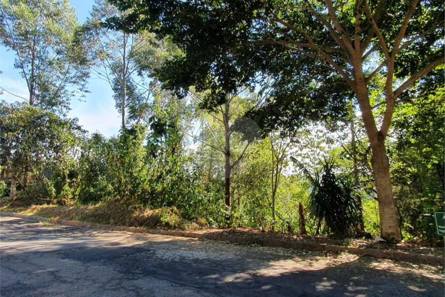 Casa à venda no condomínio Alpes da Cantareira, Mairiporã - SP