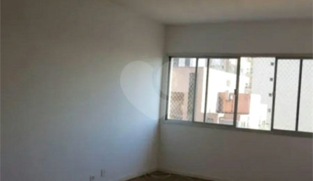 Apartamento à venda com 3 quartos, sendo 1 suíte,  em Jardim Paulista, São Paulo, SP