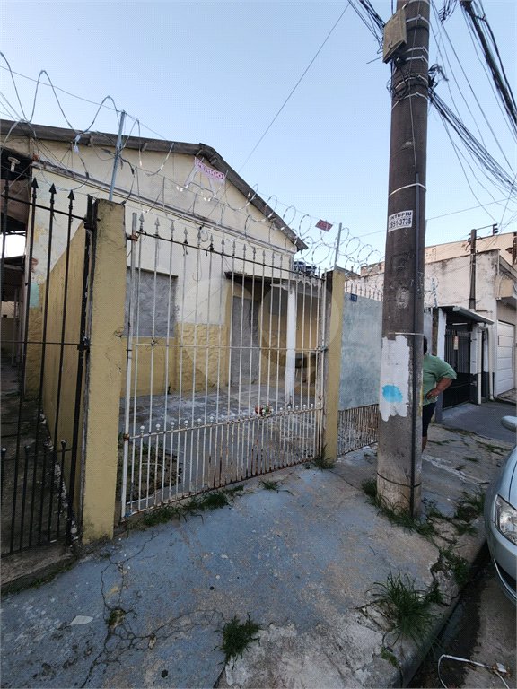 Casa à venda com 3 quartos, sendo 1 suíte, em Jardim Eusonia, Guarulhos, SP