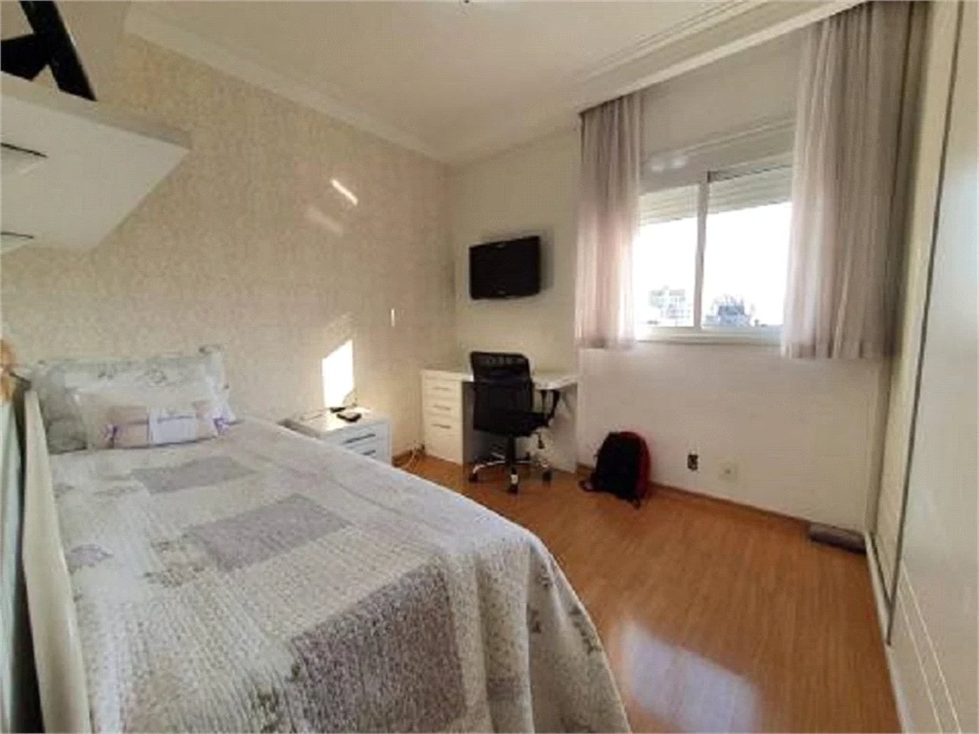 Apartamento à venda com 3 suítes em Vila Progredior, São Paulo, SP