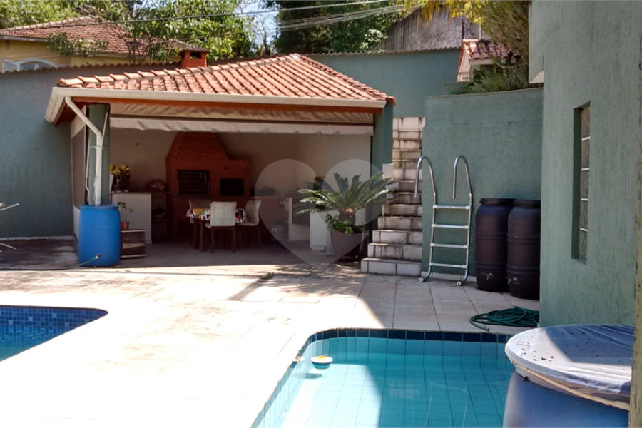 Casa à venda com 5 quartos, sendo 2 suítes, em Horto Florestal, São Paulo, SP