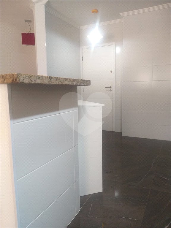 Apartamento à venda com 2 suítes em Guilhermina, Praia Grande, SP