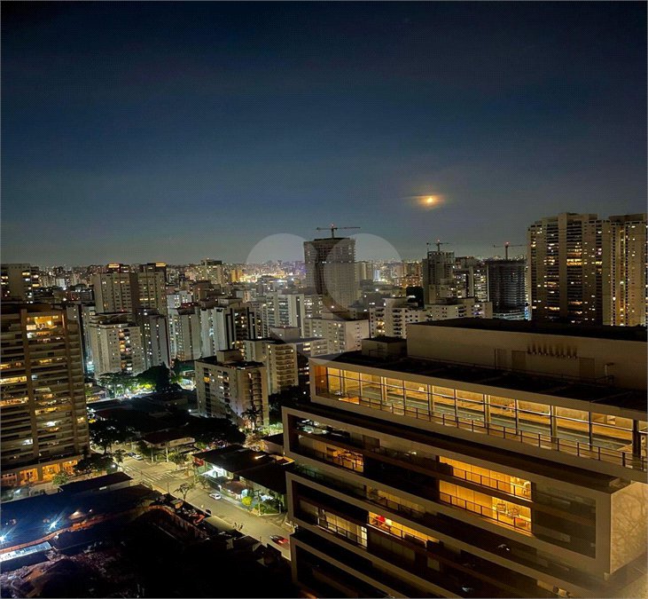 Apartamento à venda com 2 suítes em Cidade Monções, São Paulo, SP