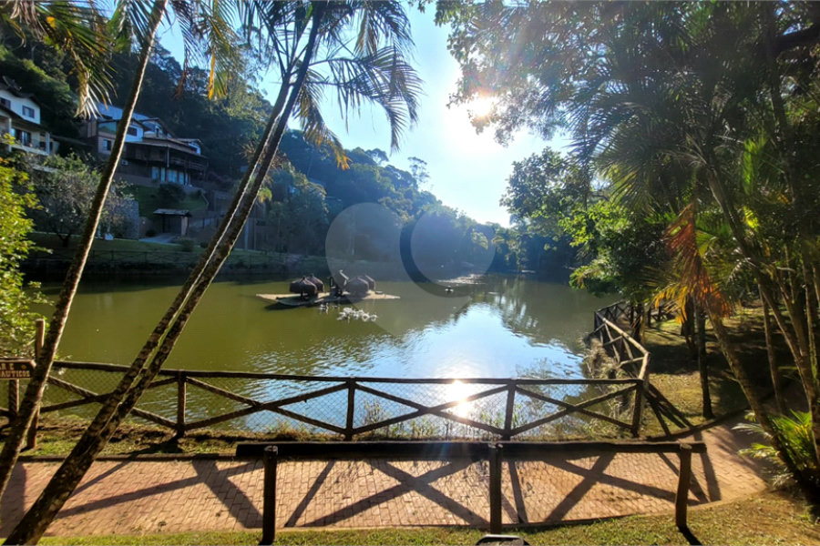 Terreno à venda no condomínio Parque Imperial da Cantareira, Mairiporã - SP