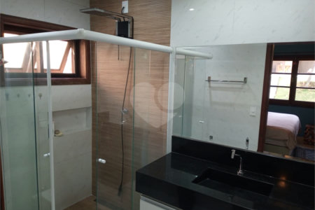 Casa à venda ou para alugar com 3 quartos, sendo 1 suíte, no condomínio Recanto Florido, Vinhedo - SP