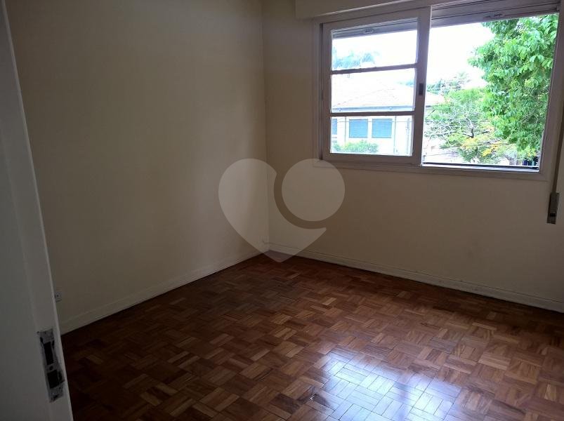 Sobrado à venda com 3 quartos, sendo 1 suíte,  em Planalto Paulista, São Paulo, SP