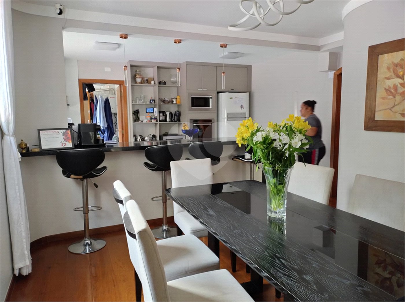 Apartamento à venda com 4 quartos, sendo 1 suíte,  em Brooklin Paulista, São Paulo, SP