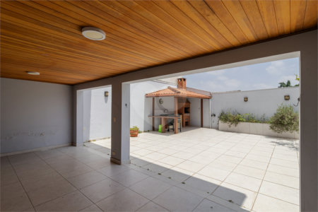 Casa Térrea à venda com 4 quartos, sendo 2 suítes, em Bosque da Saúde, São Paulo, SP