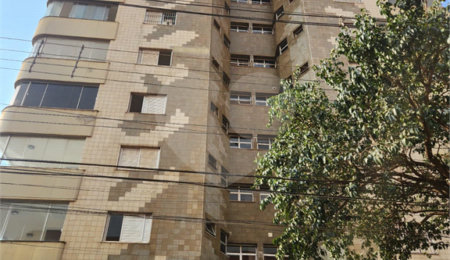 Apartamento à venda com 4 quartos, sendo 2 suítes, no Centro, Araraquara, SP