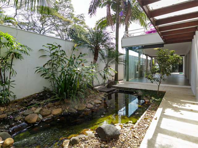 Casa à venda com 3 suítes em Brooklin, São Paulo, SP