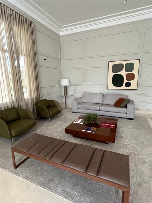Apartamento para alugar com 3 suítes em Brooklin Paulista, São Paulo, SP