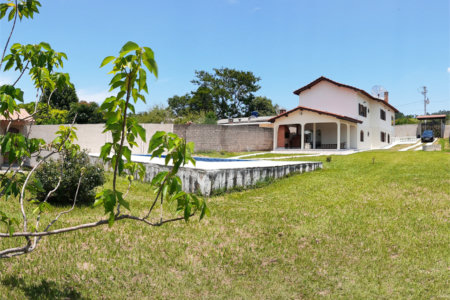 Chácara à venda com 5 quartos, sendo 1 suíte,  em Alpes do Sarapu, Salto de Pirapora, SP