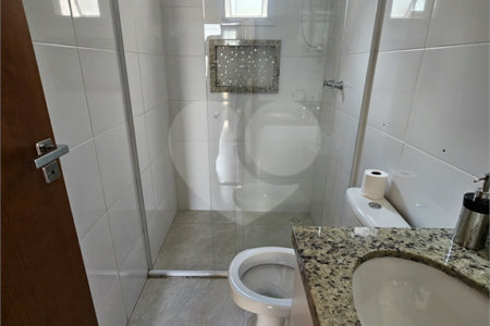 Sobrado à venda com 3 quartos, sendo 1 suíte,  em Vila Nivi, São Paulo, SP
