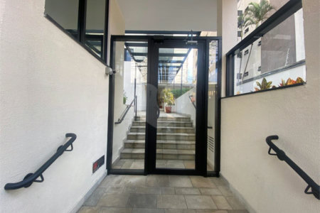 Apartamento à venda com 4 quartos, sendo 2 suítes, em Vila Hamburguesa, São Paulo, SP