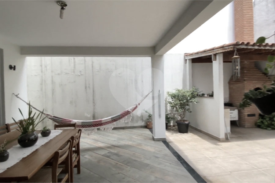 Casa à venda com 4 quartos, sendo 2 suítes, em Jardim Guanca, São Paulo, SP