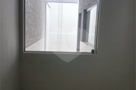 Casa de Vila à venda com 3 quartos, sendo 1 suíte, em Jardim Wanel Ville V, Sorocaba, SP