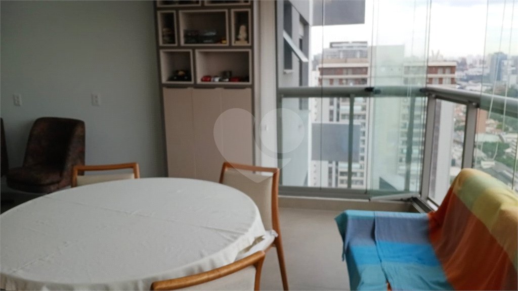Apartamento à venda com 2 suítes em Brooklin, São Paulo, SP