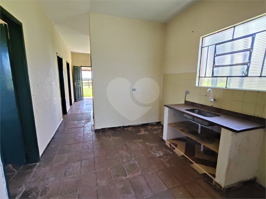 Fazenda para alugar com 3 quartos em Vila Santana, Itapetininga, SP