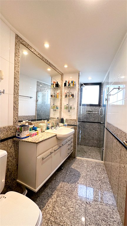 Apartamento à venda com 3 quartos, sendo 2 suítes, em Morumbi, São Paulo, SP