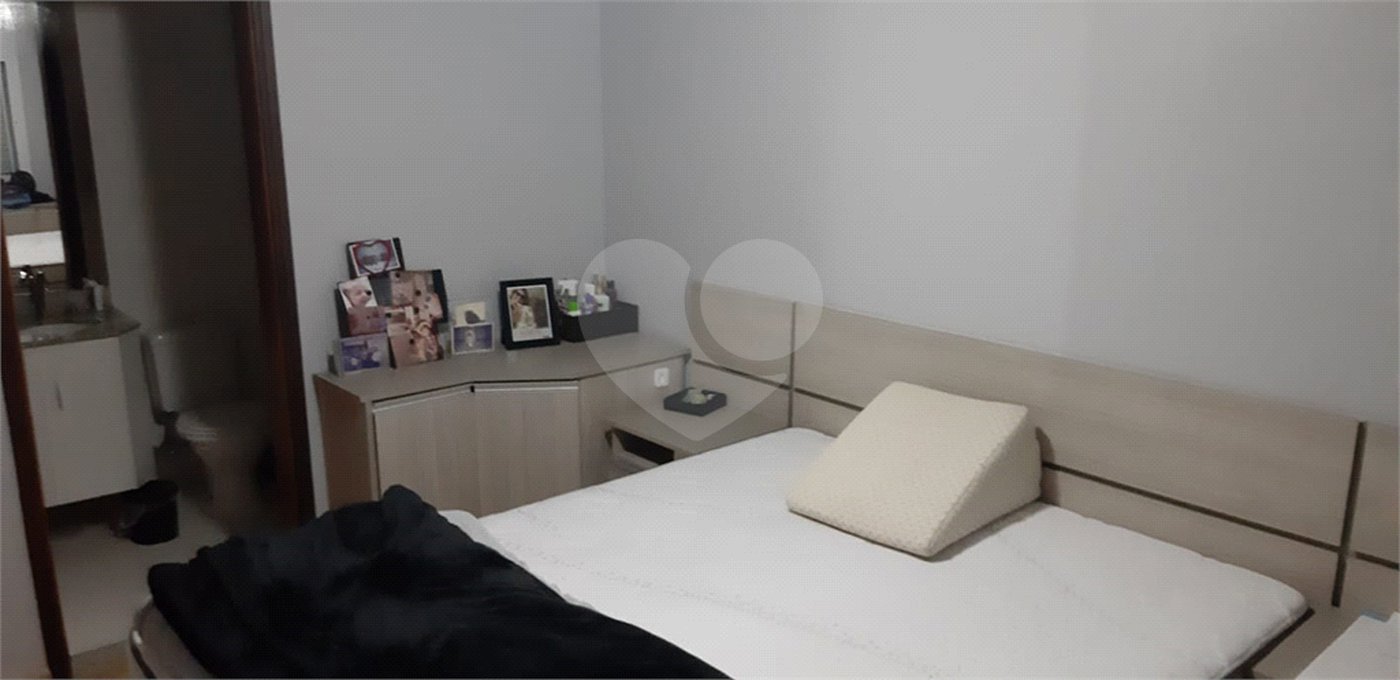 Apartamento à venda com 3 quartos, sendo 2 suítes, em Vila Bastos, Santo André, SP
