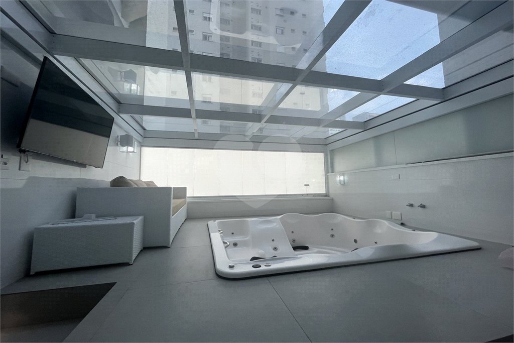 Apartamento à venda com 2 suítes em Barra Funda, São Paulo, SP