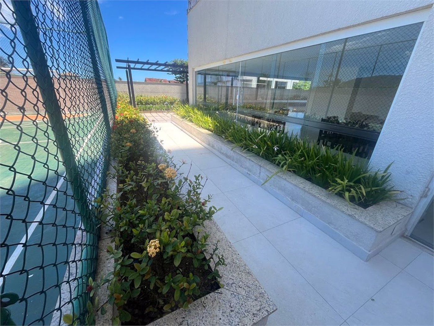 Apartamento Moderno à Venda na Enseada | Varanda Gourmet e Lazer Completo