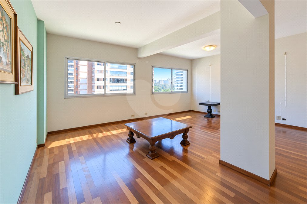 Apartamento à venda com 2 quartos, sendo 1 suíte, em Chácara Santo Antônio (zona Sul), São Paulo, SP