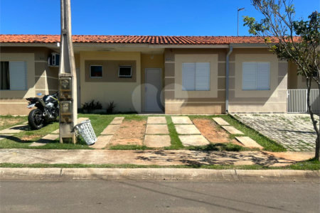 Casa à venda com 2 quartos em Vila Progresso, Itapetininga, SP