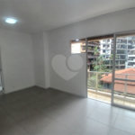 Apartamento à venda com 2 quartos, sendo 1 suíte, em Lagoa, Rio de Janeiro, RJ
