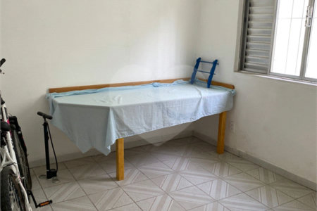 Sobrado à venda com 4 quartos, sendo 2 suítes, em Paraisópolis, São Paulo, SP