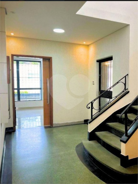 Casa à venda com 4 quartos, sendo 2 suítes, em Pinheiros, São Paulo, SP