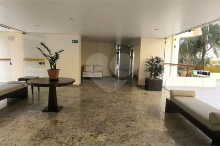 Apartamento à venda com 3 quartos, sendo 1 suíte, em Pinheiros, São Paulo, SP