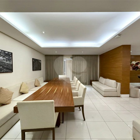 Apartamento à venda com 2 quartos, sendo 1 suíte, em Alto da Boa Vista, São Paulo, SP