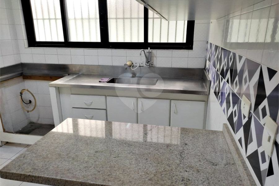 Sobrado à venda com 3 quartos, sendo 1 suíte,  em Vila Medeiros, São Paulo, SP