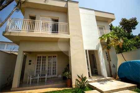 Casa à venda com 4 quartos, sendo 1 suíte, em Santa Luzia, Alumínio, SP