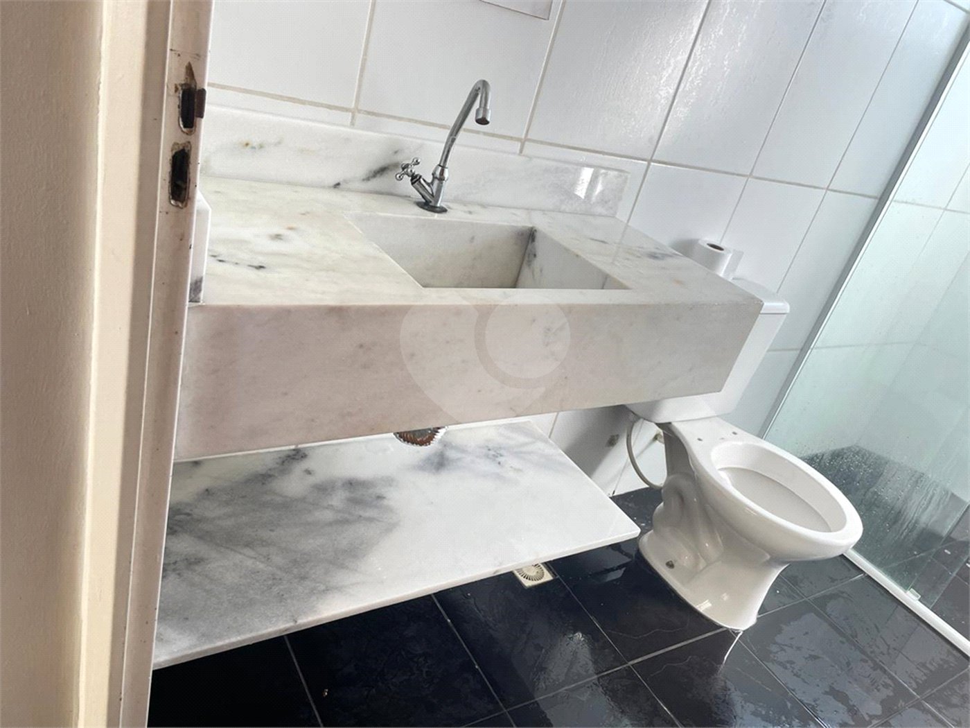 Apartamento à venda com 2 quartos em Jundiapeba, Mogi das Cruzes, SP