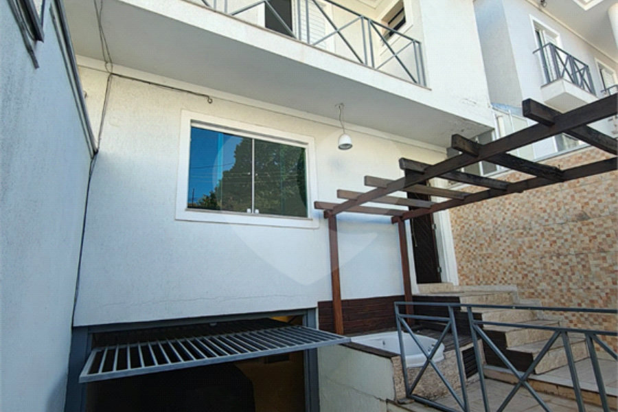 Sobrado à venda com 3 quartos, sendo 1 suíte, em Vila Guilherme, São Paulo, SP
