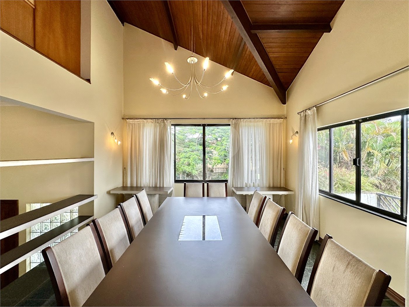 Casa à venda com 4 suítes no condomínio San Diego Park, Cotia - SP