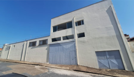 Casa à venda com 5 quartos, sendo 2 suítes,  em Vila Barão, Sorocaba, SP