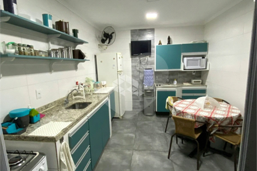 Sobrado à venda com 3 quartos, sendo 2 suítes, em Parque Edu Chaves, São Paulo, SP