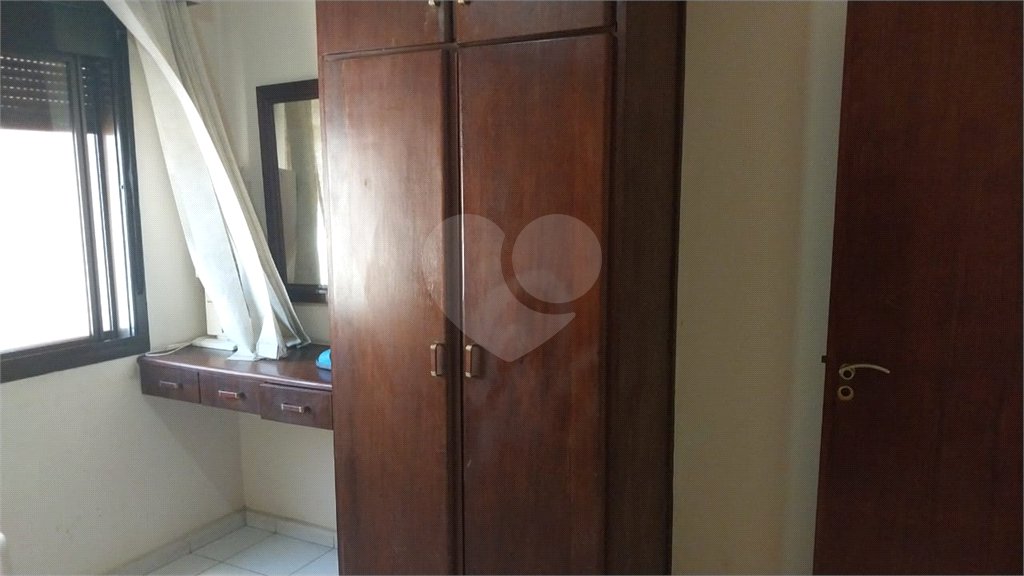 Apartamento à venda com 4 quartos, sendo 2 suítes, em Tombo, Guarujá, SP