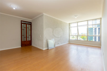 Apartamento à venda com 3 quartos, sendo 1 suíte,  em Brooklin, São Paulo, SP
