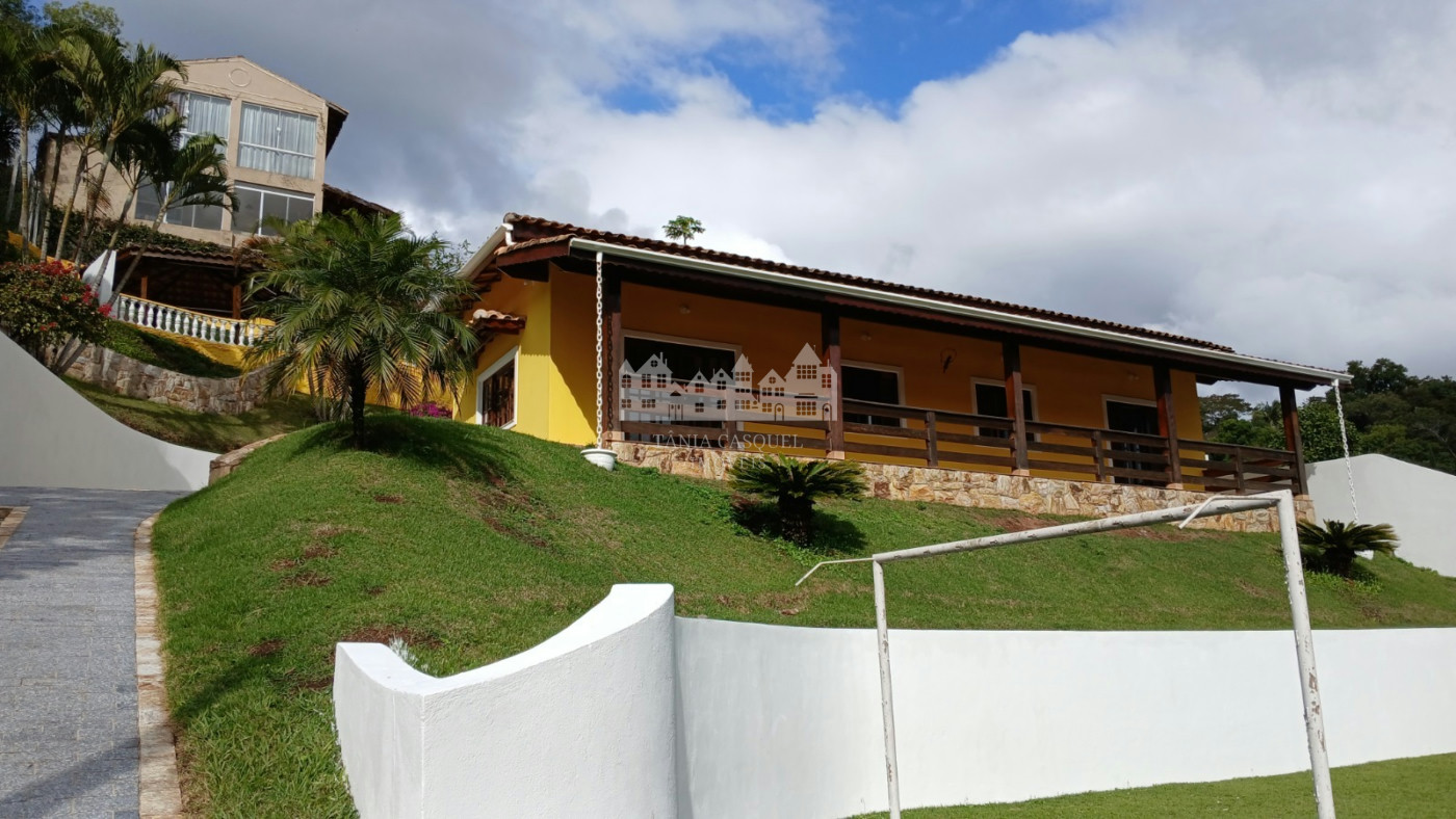 Casa para alugar com 3 quartos, sendo 1 suíte, em Vila Petrópolis, Atibaia, SP