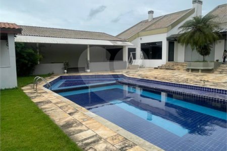 Sobrado à venda com 3 quartos, sendo 1 suíte,  em Jardim Armênia, Mogi das Cruzes, SP